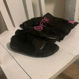 StylePLUS S-Five Performance Leather Guard Shoe